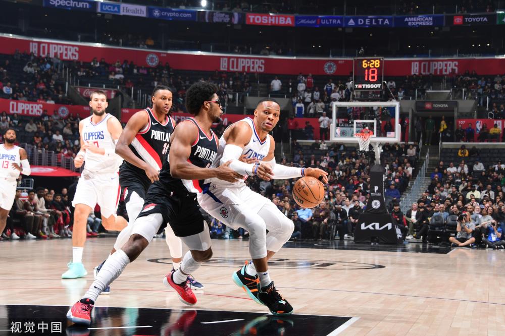 他在少年队 他在少年队