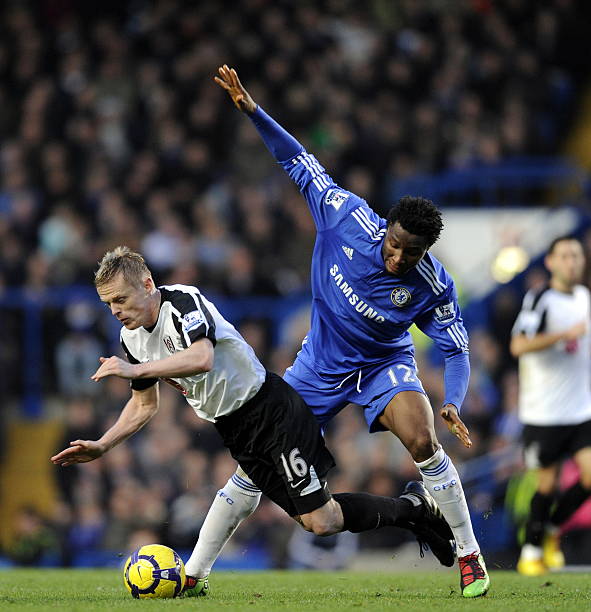 鲁尼重返埃 鲁尼重返埃